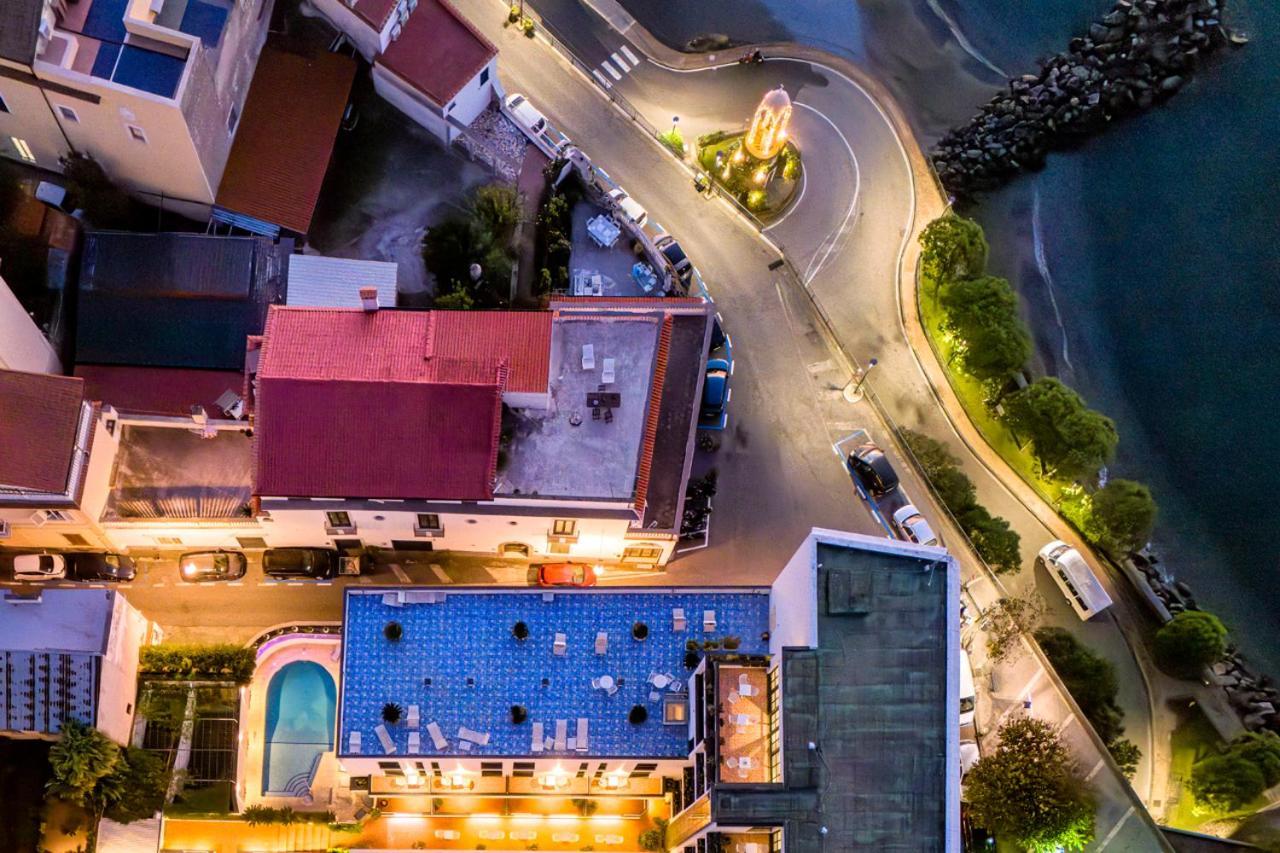 Panorama Palace Hotel Мета Екстериор снимка