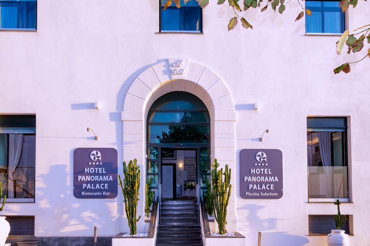 Panorama Palace Hotel Мета Екстериор снимка